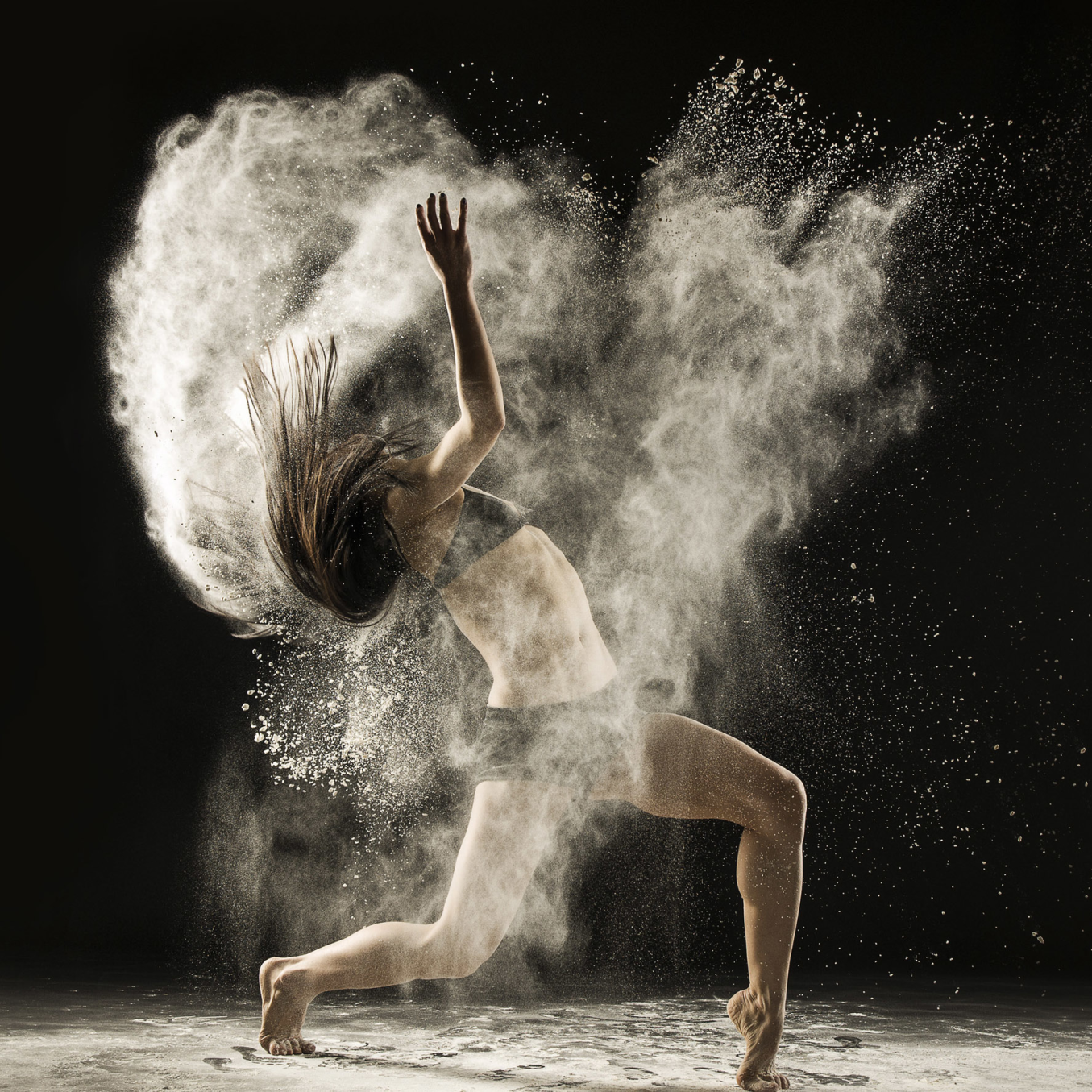 Triple Threat: New Dialect Suits Up for a Triptych of Cutting-Edge Choreography